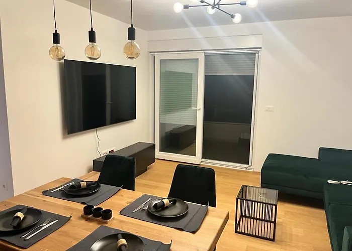 Olive Oasis Penthouse With Jacuzzi Apartamento *