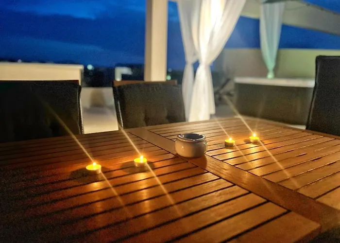 Olive Oasis Penthouse With Jacuzzi *