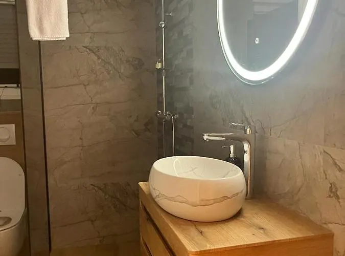 Olive Oasis Penthouse With Jacuzzi * Zadar