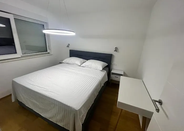 Olive Oasis Penthouse With Jacuzzi Apartman