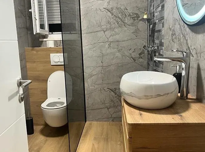 Olive Oasis Penthouse With Jacuzzi * Zadar